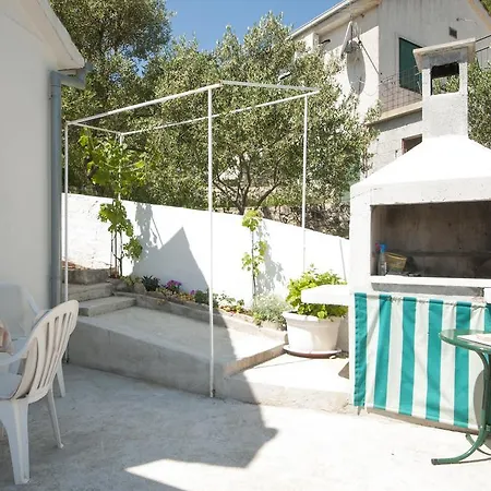 Apartment Agata Splitska Exterior photo